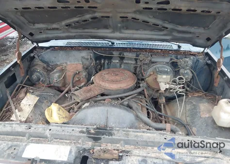 1984 Chevrolet C10 z USA, uszkodzony, nr VIN 1GCCC14H1EF367259